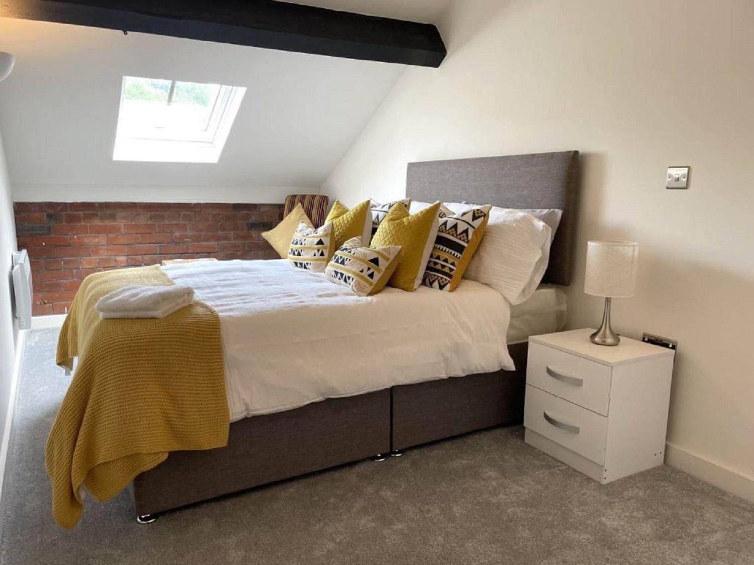 Apartment 5-bedroom Luxury Duplex Penthouse Bradford (West Yorkshire)