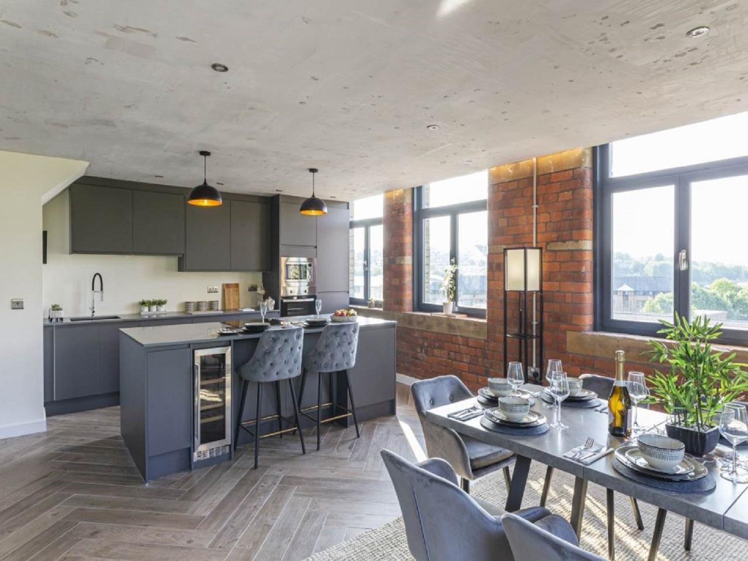 Apartment 5-bedroom Luxury Duplex Penthouse *